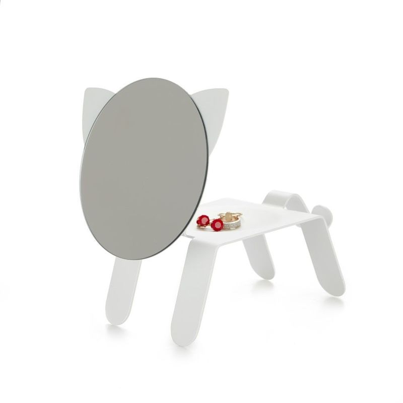 مرآة طاولة على هيئة قطة باللون الأبيض من بالفي