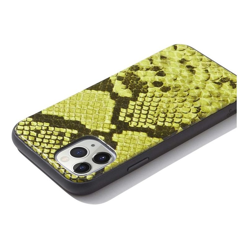 جراب سونيكس جلدي من جلد البايثون بلون أخضر نيون لهاتف أيفون 11 برو ماكس