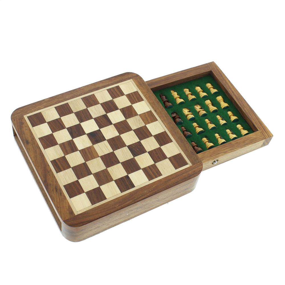 لوحة الشطرنج المغناطيسية من مجموعة هارفي ماكين إمبوريوم