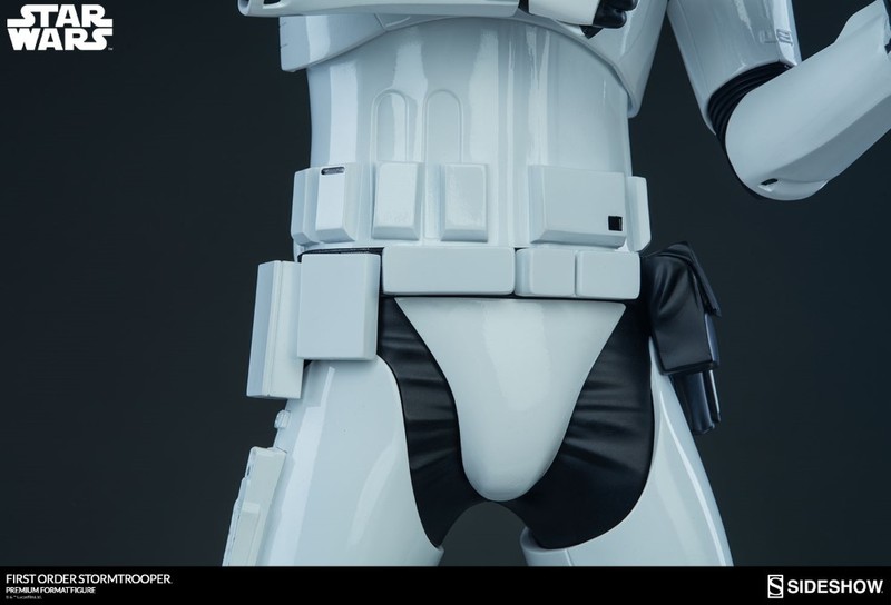 Sideshow Star Wars First Order Stormtrooper Premium Format Figure