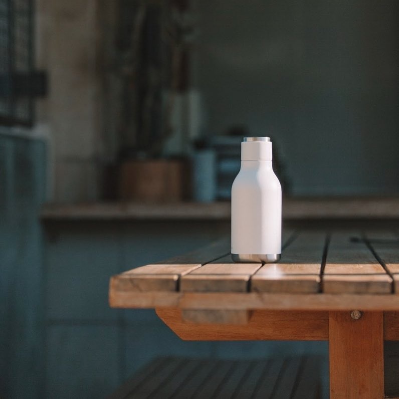 زجاجة ماء أسوبو أوربان تبريد 24 ساعة بلون أبيض 500 مل