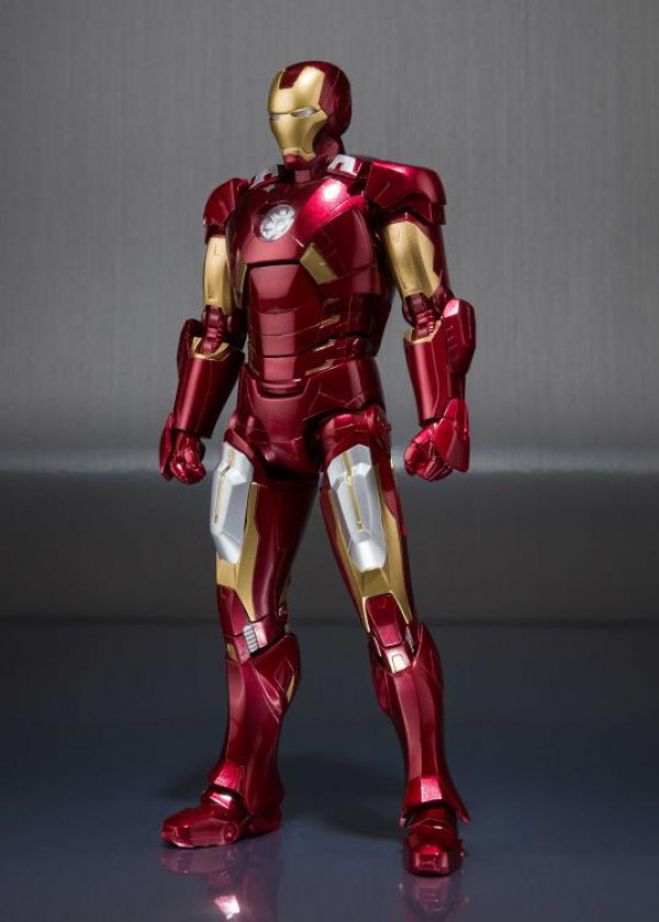 Bandai S.H.Figuarts Ironman Mk-7 And Hall Of Armor Set 1/12 Scale