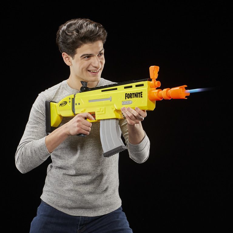 Nerf Fortnite Risky Reeler Blaster