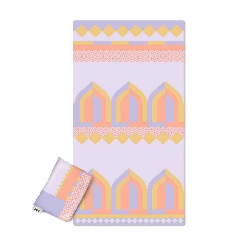 Sabr Amman Pocket Prayer Mat - New Al Hambra (60 x 114cm x 0.1cm Mat/ 12 x 16 x 1cm Pouch) Sabr Amman Pocket Prayer Mat - New Al Hambra (60 x 114cm x 0.1cm Mat/ 12 x 16 x 1cm Pouch)