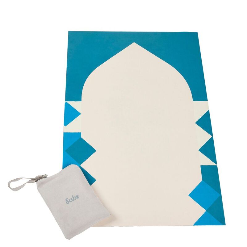 Sabr Manama Compact Prayer Mat - New Multan (68 x 107 x 0.1cm) Sabr Manama Compact Prayer Mat - New Multan (68 x 107 x 0.1cm)