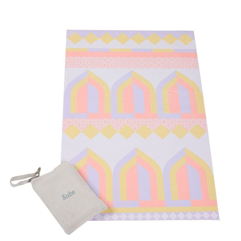Sabr Amman Compact Prayer Mat - New Al Hambra (68 x 107 x 0.1cm)