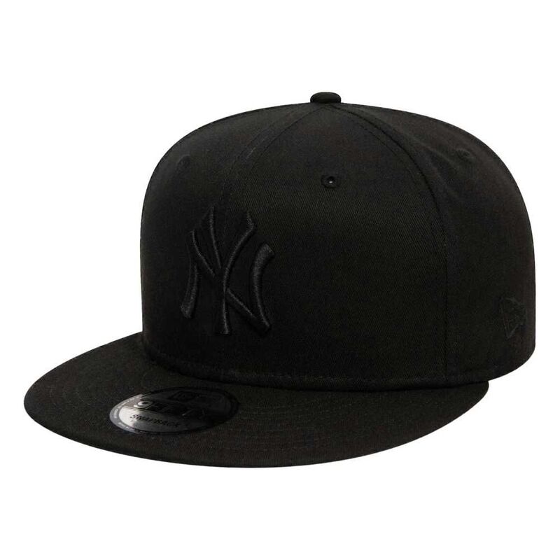 New Era Monochrome 9Fifty MLB New York Yankees Black/Black Cap New Era Monochrome 9Fifty MLB New York Yankees Black/Black Cap