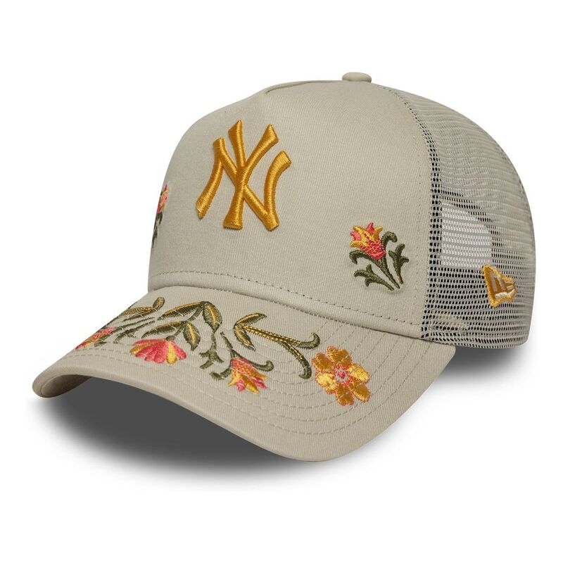 New Era Floral Icon 9Forty Trucker New York Yankees Light Beige Cap (One Size) New Era Floral Icon 9Forty Trucker New York Yankees Light Beige Cap (One Size)