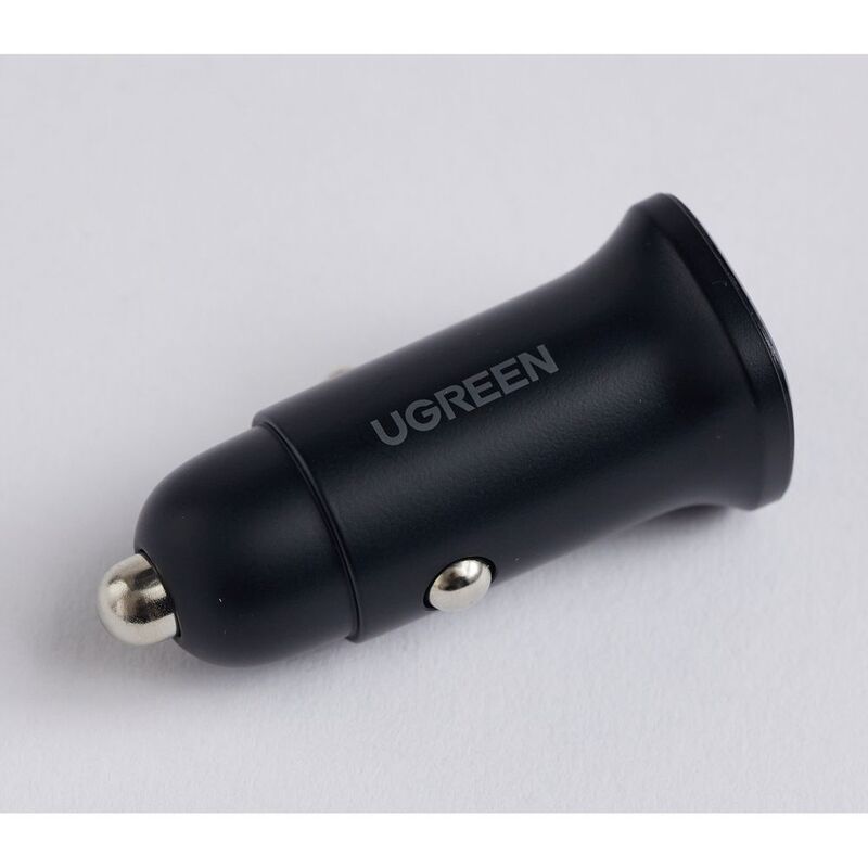UGREEN USB-C Pd + USB-A QC 30W Fast Car Charger PC Case