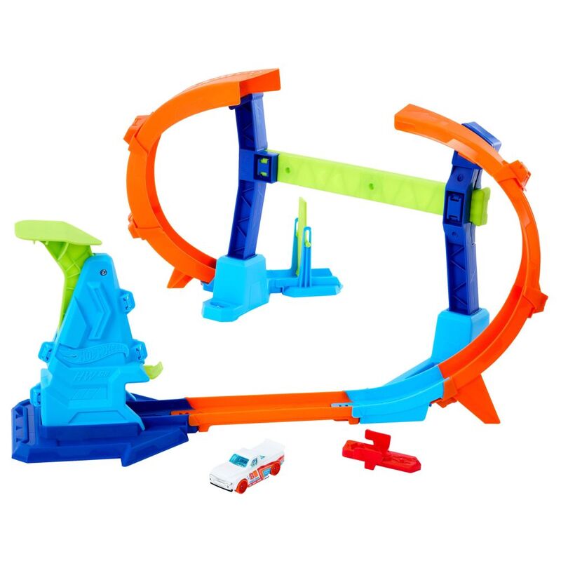 Mattel Hot Wheels Action Corkscrew Jump Champion
