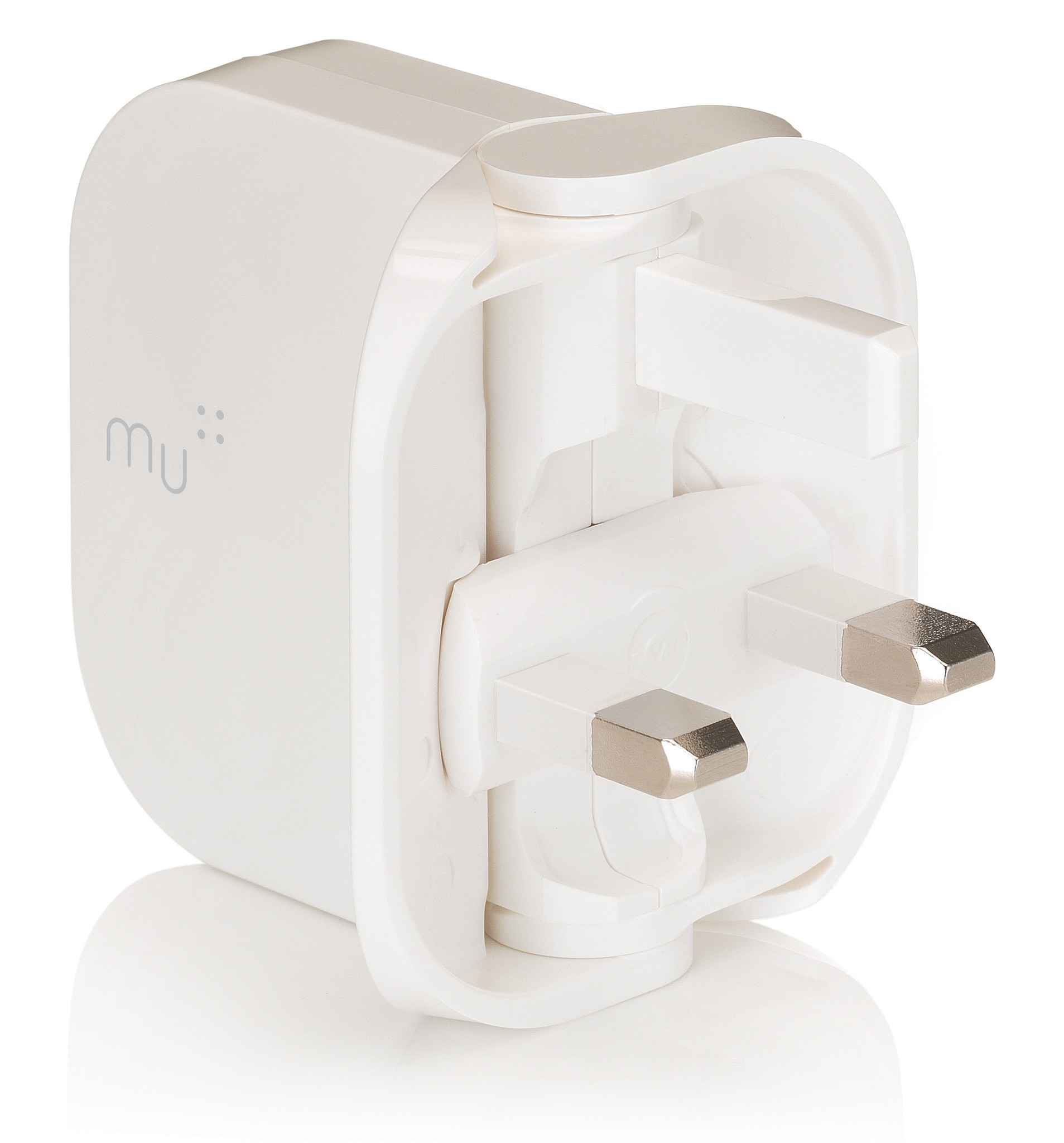 Made In Min Mu 2.4A White Worldwide Traveller Charger