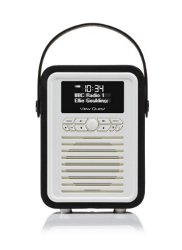 راديو البث الرقمي ريترو ميني بتقنية بلوتوث من في كيو باللون الأسود